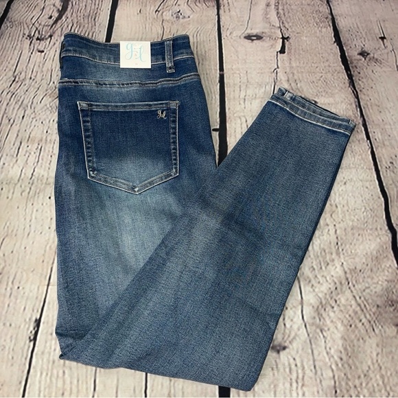 Grace & lace distressed patch jeans size 16 - Picture 2 of 7